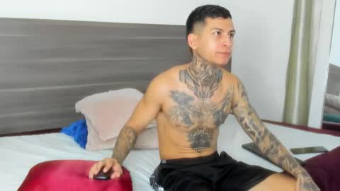 Snapshot of andrew_sanders69 chatting on November 30, 2025, 3:32 am andrew_sanders69 online show from November 30, 2025, 3:32 am