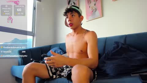 Snapshot of andrew_twink18 chatting on December 3, 2024, 9:34 pm Andrew M. online show from December 3, 2024, 9:34 pm