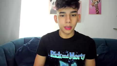 Snapshot of andrew_twink18 chatting on March 2, 2025, 9:11 pm Andrew M. online show from March 2, 2025, 9:11 pm