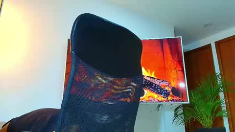 ANDREW WEST online show from February 20, 2025, 1:36 am