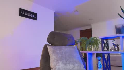 ANDREW WEST online show from December 18, 2025, 8:48 pm