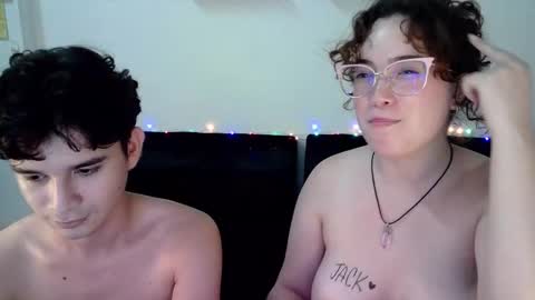 Snapshot of andrewanndcherry chatting on December 7, 2024, 3:36 am Andrew and Cherry online show from December 7, 2024, 3:36 am