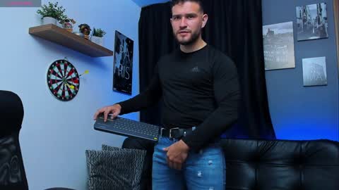 Andrew Diaz online show from December 28, 2024, 10:58 am