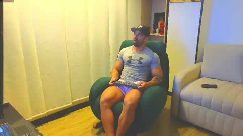 Snapshot of andrewfame chatting on February 13, 2025, 2:23 am Andrew online show from February 13, 2025, 2:23 am