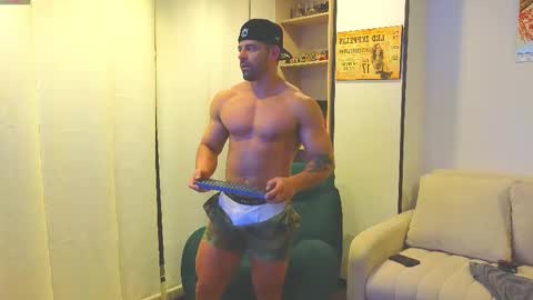 Snapshot of andrewfame chatting on February 16, 2025, 2:20 am Andrew online show from February 16, 2025, 2:20 am