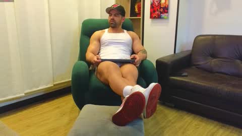 Snapshot of andrewfame chatting on November 13, 2025, 1:59 am Andrew online show from November 13, 2025, 1:59 am