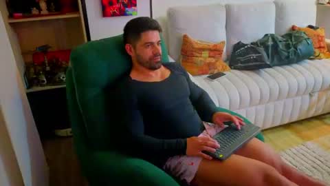 Snapshot of andrewfame chatting on July 27, 2026, 11:45 pm Andrew online show from July 27, 2026, 11:45 pm