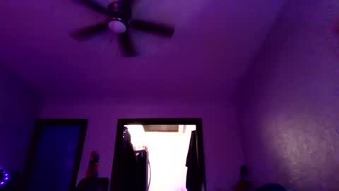 Snapshot of andrewgennie chatting on March 6, 2026, 10:34 am andrewgennie online show from March 6, 2026, 10:34 am