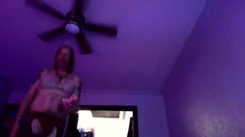 Snapshot of andrewgennie chatting on March 8, 2026, 8:18 am andrewgennie online show from March 8, 2026, 8:18 am