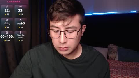 andrewmhilton_ online show from December 23, 2025, 7:28 am