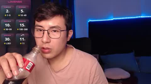 andrewmhilton_ online show from March 15, 2026, 5:57 am