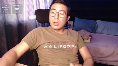 andrewmhilton_ online show from June 1, 2026, 3:14 pm