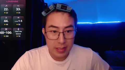 andrewmhilton_ online show from July 29, 2026, 3:26 am