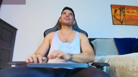andrewstelee online show from August 5, 2026, 9:23 am