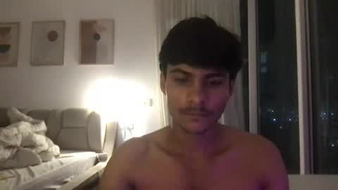 andrewtatae01 online show from June 26, 2026, 5:06 pm