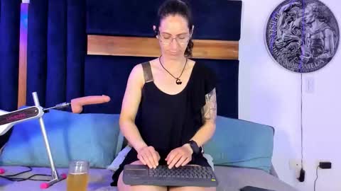 andromedajade_ online show from March 18, 2026, 3:42 am