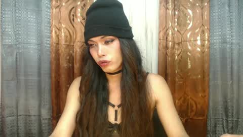 SUGARBABY online show from July 6, 2026, 4:09 pm