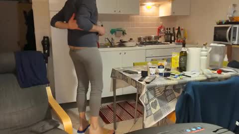 Snapshot of androx77 chatting on January 28, 2025, 6:49 pm androx77 online show from January 28, 2025, 6:49 pm