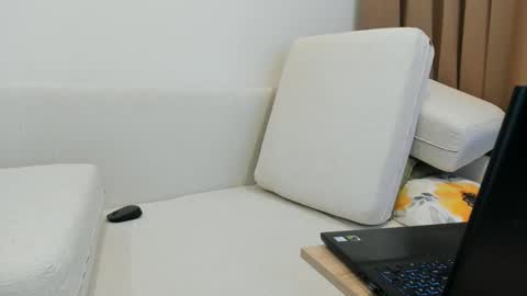 Snapshot of andry_dick chatting on February 4, 2026, 6:08 am Andry online show from February 4, 2026, 6:08 am