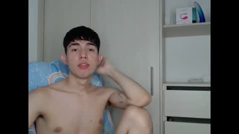 Snapshot of andy19_hot chatting on October 26, 2025, 4:13 pm andy19_hot online show from October 26, 2025, 4:13 pm