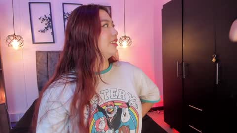 Snapshot of andy_and_emma chatting on January 30, 2025, 12:37 pm andy_and_emma online show from January 30, 2025, 12:37 pm