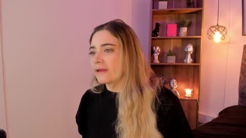 Snapshot of andy_and_emma chatting on February 20, 2025, 12:47 pm andy_and_emma online show from February 20, 2025, 12:47 pm