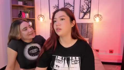 Snapshot of andy_and_emma chatting on February 22, 2025, 12:29 pm andy_and_emma online show from February 22, 2025, 12:29 pm