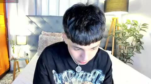 Snapshot of andy_belier chatting on May 7, 2026, 4:51 am Andy online show from May 7, 2026, 4:51 am