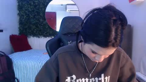 Snapshot of andy_bell_x chatting on January 21, 2025, 7:37 am ANDY online show from January 21, 2025, 7:37 am