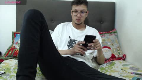 Snapshot of andy_bunny_lover chatting on December 23, 2024, 1:40 am ANDY online show from December 23, 2024, 1:40 am