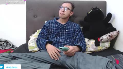 Snapshot of andy_bunny_lover chatting on November 12, 2025, 2:56 am ANDY online show from November 12, 2025, 2:56 am