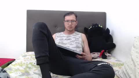 Snapshot of andy_bunny_lover chatting on December 16, 2025, 2:16 am ANDY online show from December 16, 2025, 2:16 am