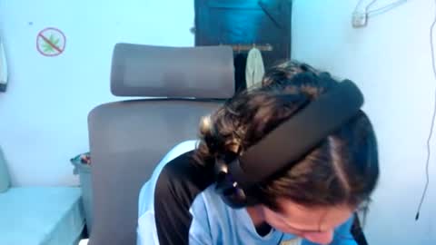 Snapshot of andy_dan1 chatting on July 25, 2026, 7:11 pm andy_dan1 online show from July 25, 2026, 7:11 pm