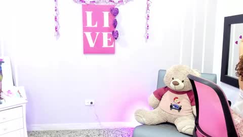 Andrea online show from February 25, 2025, 12:03 pm