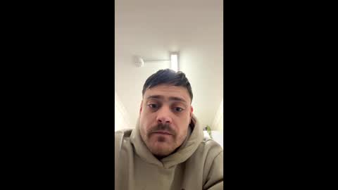 Snapshot of andy_gibson1 chatting on March 7, 2026, 3:14 am andy_gibson1 online show from March 7, 2026, 3:14 am