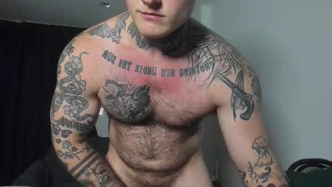 Snapshot of andy_hunk chatting on February 24, 2025, 1:13 am Andrew online show from February 24, 2025, 1:13 am