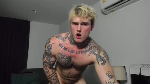 Snapshot of andy_hunk chatting on September 26, 2025, 11:58 am Andrew online show from September 26, 2025, 11:58 am