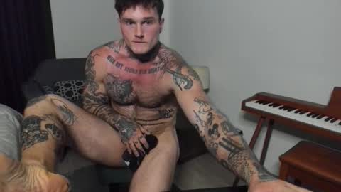 Snapshot of andy_hunk chatting on January 10, 2026, 4:36 am Andrew online show from January 10, 2026, 4:36 am