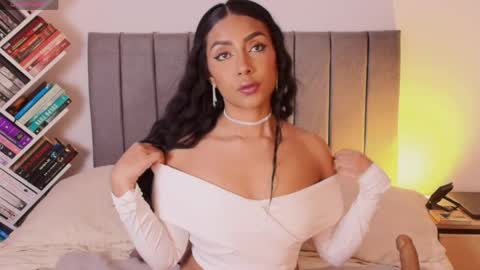 andy_saenz13 online show from May 7, 2026, 7:08 pm