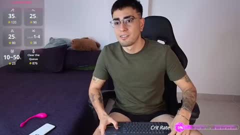 Snapshot of andy_shaaw chatting on February 20, 2025, 1:51 pm Andres online show from February 20, 2025, 1:51 pm