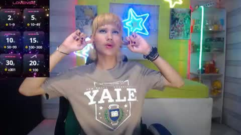 andy online show from December 22, 2025, 7:11 pm