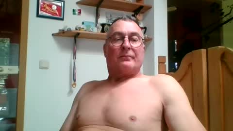 andybayern online show from June 13, 2026, 9:51 am