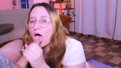 Cherry online show from November 25, 2025, 4:23 am