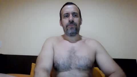 andygym44 online show from April 28, 2026, 8:47 pm