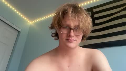 Snapshot of andyhasabigdick chatting on February 11, 2026, 8:58 pm Andy online show from February 11, 2026, 8:58 pm