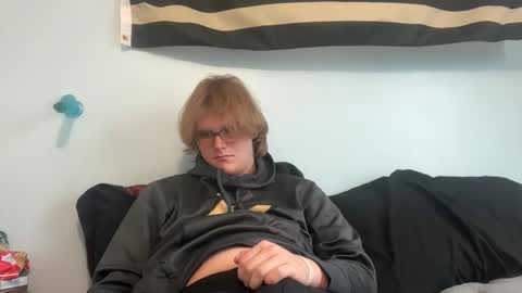 Snapshot of andyhasabigdick chatting on March 3, 2026, 10:26 pm Andy online show from March 3, 2026, 10:26 pm