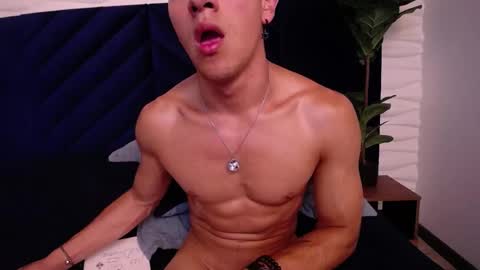 Snapshot of andyjoy_ chatting on January 13, 2025, 2:42 pm Andy Joy online show from January 13, 2025, 2:42 pm