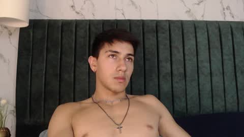 Snapshot of andyjoy_ chatting on January 19, 2025, 2:49 pm Andy Joy online show from January 19, 2025, 2:49 pm