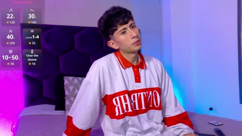 Snapshot of andyjustgame_ chatting on April 4, 2026, 3:38 am andyjustgame online show from April 4, 2026, 3:38 am