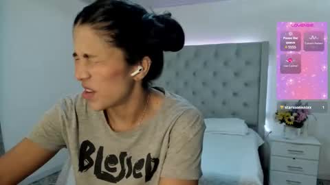 Andrea online show from October 8, 2025, 7:44 pm